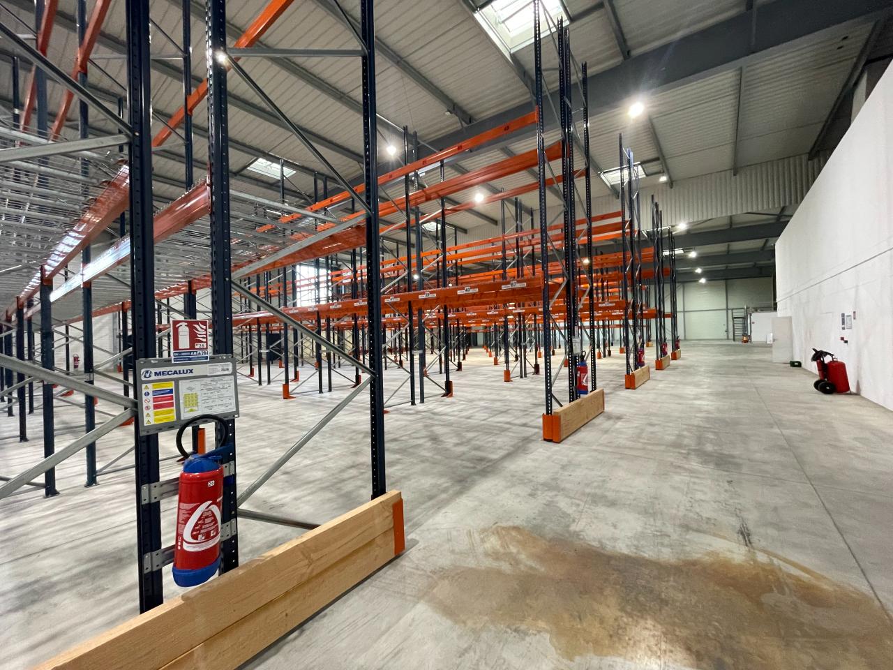 Local d'activité Noyal-Châtillon-sur-Seiche 3210m² Location local d'activité Noyal-Châtillon-sur-Seiche Ille-et-Vilaine OLACT2531637 10